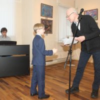 «Небо становится ближе». Закрытие выставки «Мы все из звёздной глубины…»