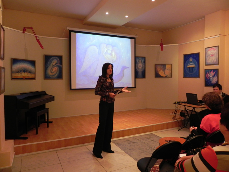 Вступительное слово преподавателя детского хорового отделения Тверского педагогического колледжа Т.В. Левиной на открытии выставки 18 октября